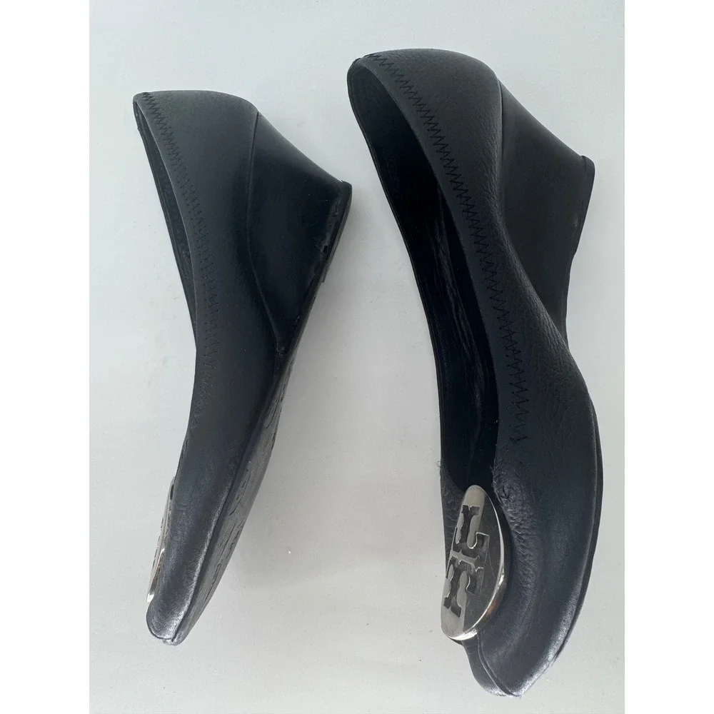 Tory Burch Wedge Heels Women 5 Black Leather Peep Toe Logo Medallion